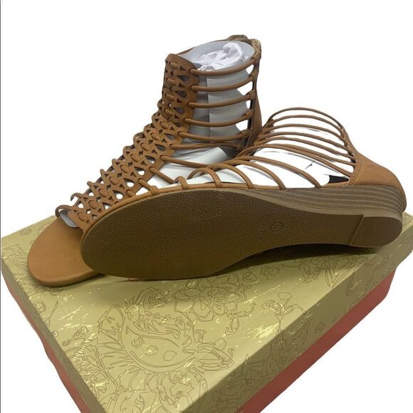 AR35 Averi Gladiator Wedge Sandals, Cognac, 7.5 US - Picture 4 of 4